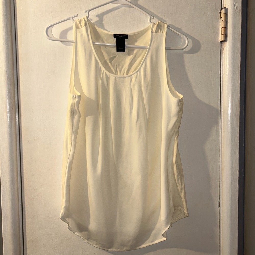 Like New Ann Taylor Petite Ivory Mixed Material Tank